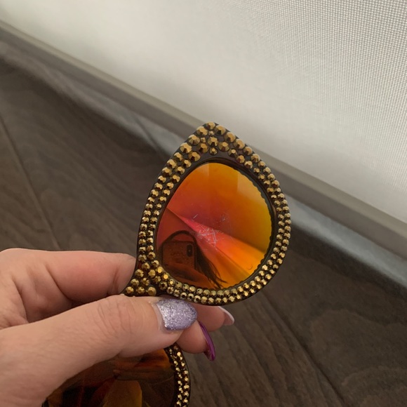 RARE - Tarina Tarantino sunglasses - Picture 3 of 5